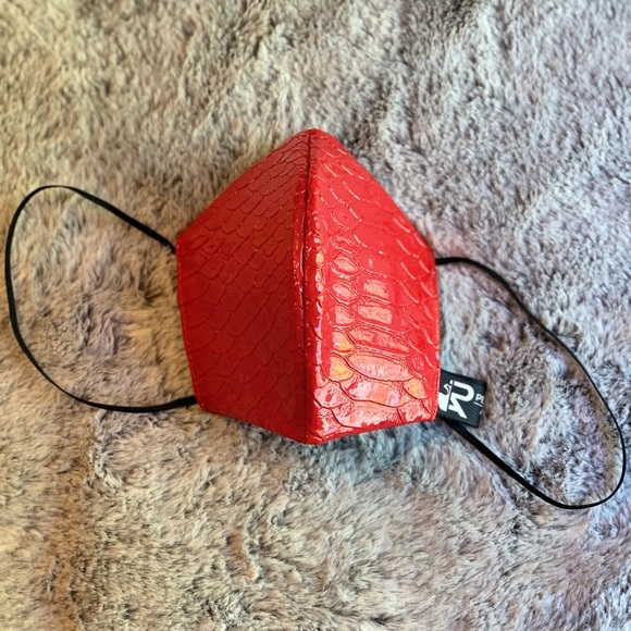 Stylish.Good quality. Lightweight.100% breathable. - Picture 4 of 7